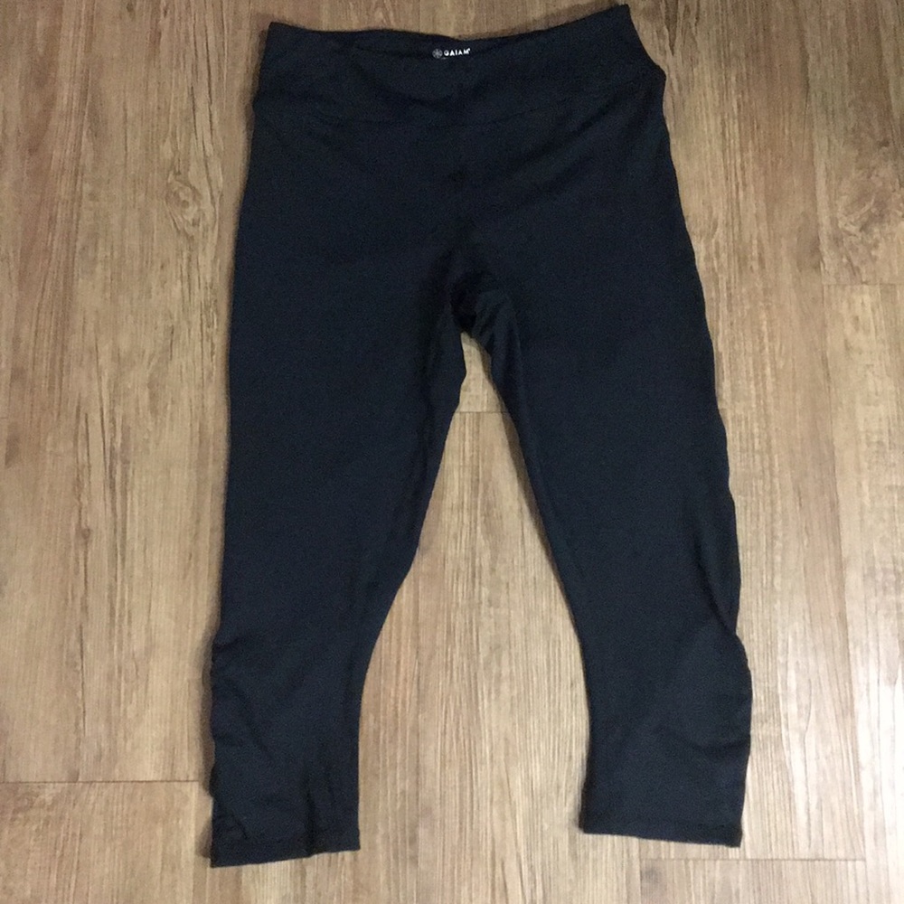 Gaiam crop yoga leggings